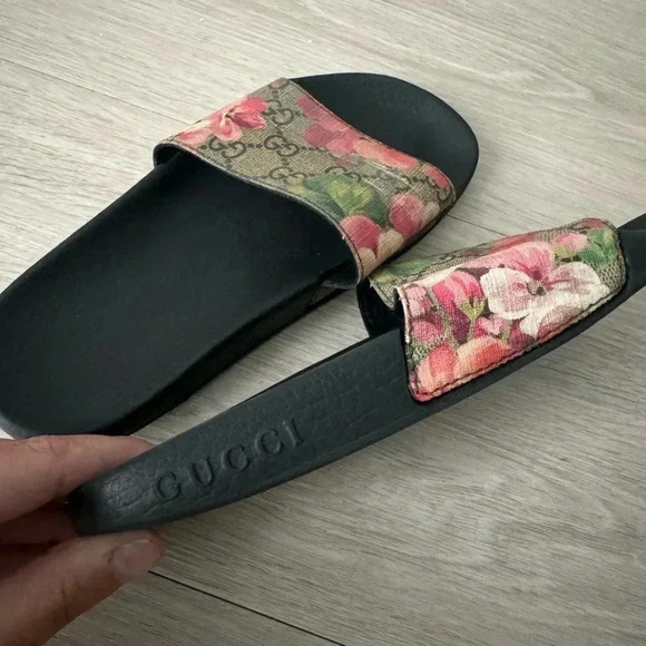 Gucci GG Blooms Supreme Floral Slide Slip On Rubber Sandals Flats EU 34 - Picture 10 of 13